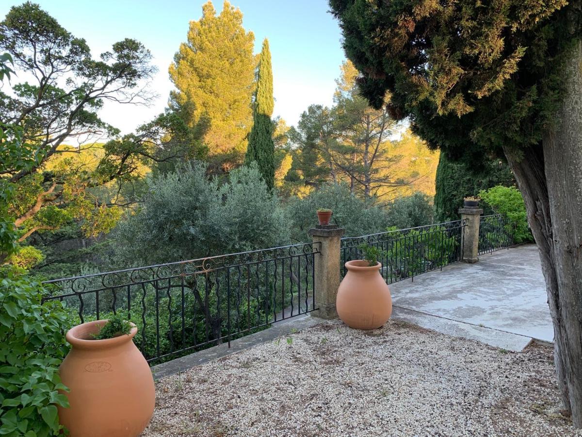 Le Mas Des Pignes -Adults Only Aix-en-Provence Exterior photo